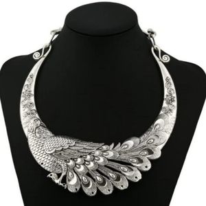 Silverplated Peacock Shaped Statement Making Fashion Collar Design Neckl…